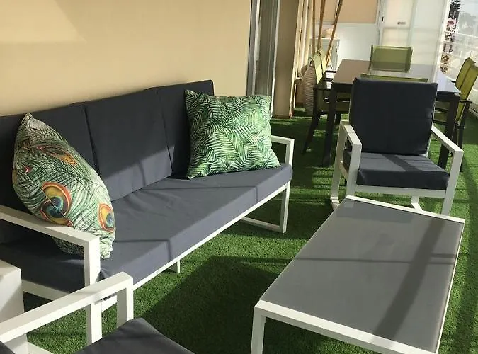 En Primera Linea/beachfront Apartment