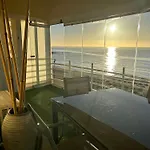 En Primera Linea/beachfront Appartement *