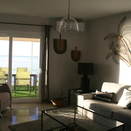 En Primera Linea/beachfront Lejlighed *