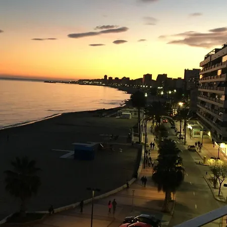 En Primera Linea/beachfront Lejlighed Fuengirola