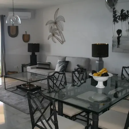 En Primera Linea/beachfront Lejlighed *
