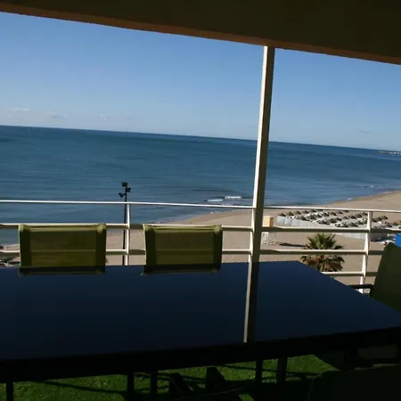 En Primera Linea/beachfront Фуэнхирола